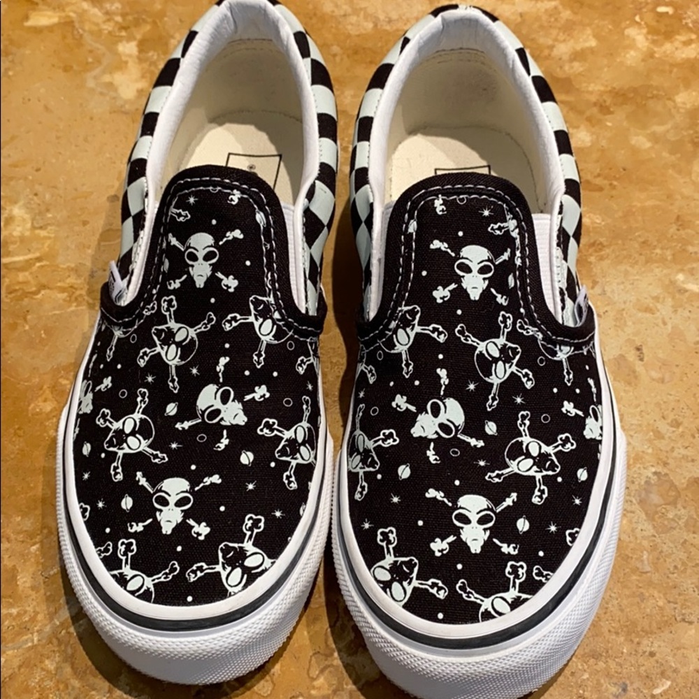 Boys size 1.5 Vans